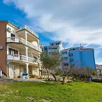 Komfortables Mit Meerblick, Garten, Grillberich Und Parkplatz *