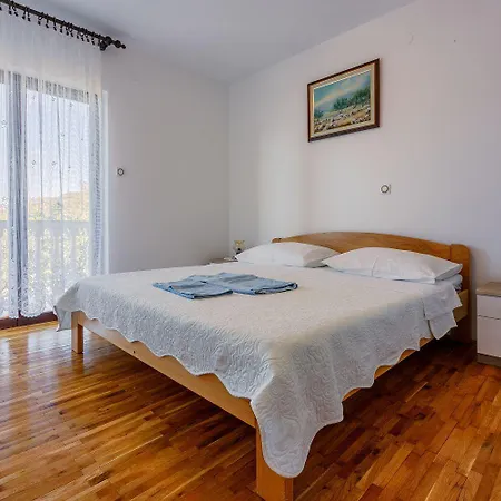 Komfortables Mit Meerblick, Garten, Grillberich Und Parkplatz * Crikvenica