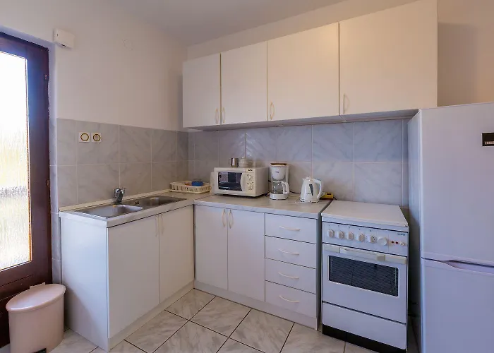 Komfortables Mit Meerblick, Garten, Grillberich Und Parkplatz * Crikvenica